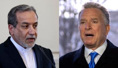 Αxios: Απευθείας επαφές Α.Αραγτσί – Σ.Γουίτκοφ για τον τερματισμό του πολέμου