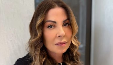 Α.Δημητρίου: «Δεν θέλω κανένα φλερτ – Κουράστηκα» – «Ο έρωτάς μου τώρα είναι η εγγόνα μου»