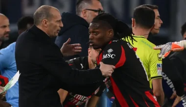 Πολλά νεύρα στη Μίλαν: Μαινόμενος ο Λεάο έσπρωξε τον Αλέγκρι μετά την αλλαγή του (βίντεο)