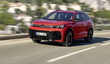 Volkswagen Tiguan: Ψηφίζει βενζίνη και την επόμενη 10ετία