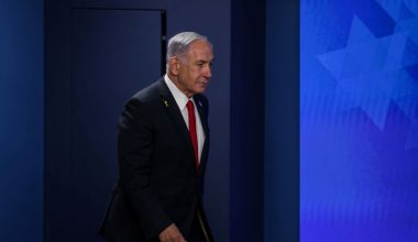 Ο Μ.Νετανιάχου δημοσίευσε βίντεο με τον Αμερικανό πρέσβη και «τρολάρει» σχετικά με τις φήμες για τον θάνατό του