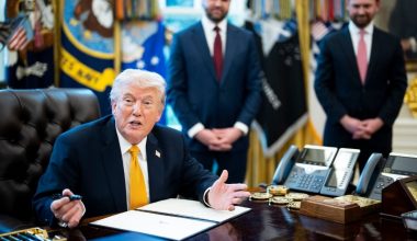 Τραμπ για πιθανή αποχώρηση των ΗΠΑ από το ΝΑΤΟ: «Είναι κάτι που θα το αποφασίσω εγώ»