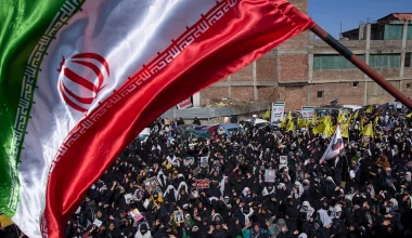 Ιράν: Διαδηλώσεις στην Τεχεράνη κατά των ΗΠΑ