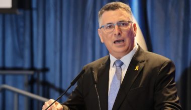 Ισραηλινός ΥΠΕΞ:  «Ο Λαριτζανί ήταν επικηρυγμένος με 10 εκατ.$  – Εμείς το κάναμε δωρεάν»