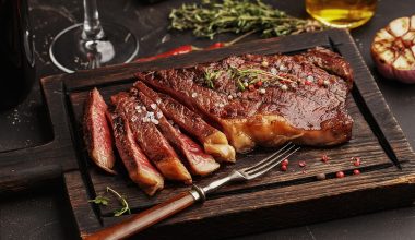 Χοιρινή ή μοσχαρίσια μπριζόλα; – Ποια είναι καλύτερη να επιλέξουμε να φάμε;