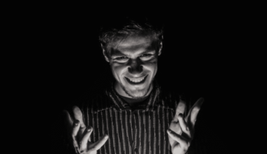 Ψυχοπαθή άτομα: Tα χαρακτηριστικά που τους «προδίδουν» – Πώς οφείλετε να συμπεριφερθείτε