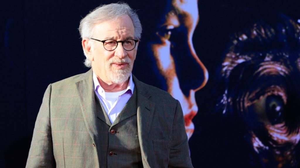 Σπάνια κοινή εμφάνιση του Στίβεν Σπίλμπεργκ με την 13χρονη εγγονή του στα βραβεία Όσκαρ (φωτο)