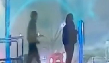 Νέα Υόρκη: Σκορπάει τον τρόμο ο μασκοφόρος με το μαχαίρι – Επιτέθηκε σε γυναίκα σε στάση λεωφορείου (βίντεο)