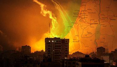 Βίντεο: Το κεντρικό Ισραήλ έχει τυλιχθεί στις φλόγες μετά την ιρανική επίθεση