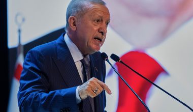 Ρ.Τ.Ερντογάν κατά Ισραήλ για πόλεμο στο Ιράν: «Μια συμμορία δολοφόνων σκοτώνουν αθώα παιδιά»