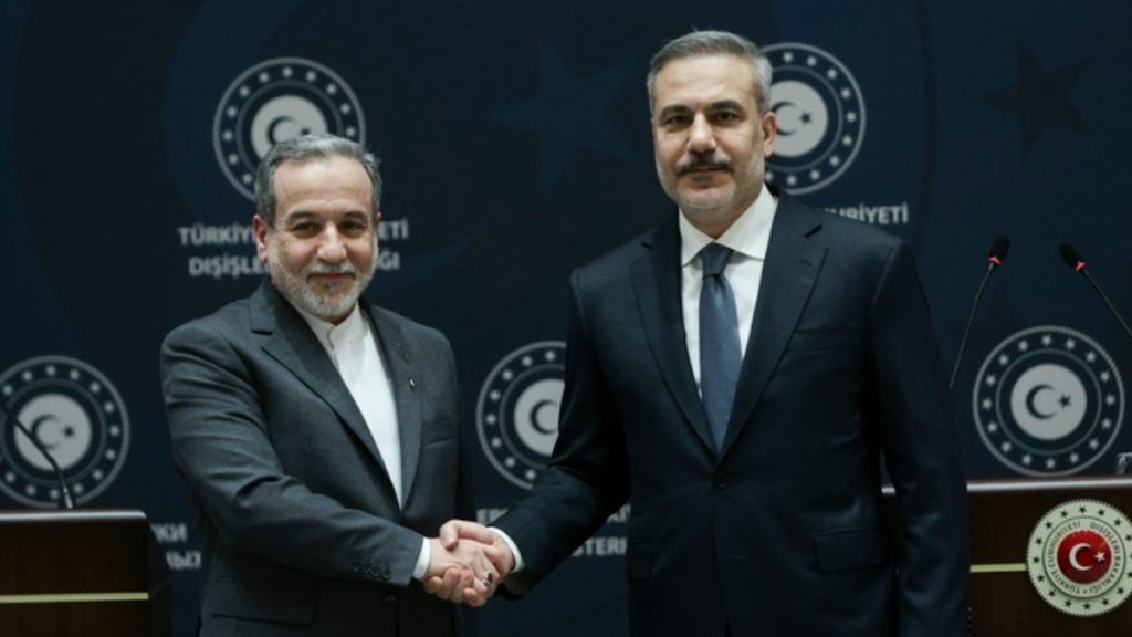 Νέα τηλεφωνική επικοινωνία Χ.Φιντάν–Α.Αραγτσί για τις εξελίξεις στον πόλεμο