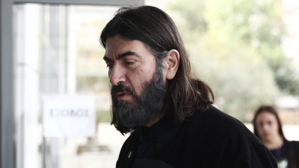 Εκ νέου αναβολή στη δίκη του πατρός Αντωνίου για την φερόμενη κακοποίηση σε βάρος δύο αγοριών – «Έχω κουραστεί»