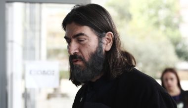 Εκ νέου αναβολή στη δίκη του πατρός Αντωνίου για την φερόμενη κακοποίηση σε βάρος δύο αγοριών – «Έχω κουραστεί»