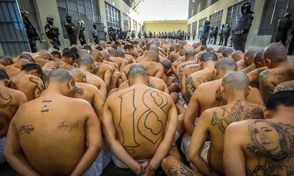 Ελ Σαλβαδόρ: Το κοινοβούλιο ενέκρινε την ισόβια κάθειρξη για δολοφόνους, βιαστές και τρομοκράτες