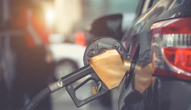 Οι ιδιοκτήτες πρατηρίων καυσίμων απειλούν με λουκέτο εξαιτίας του πλαφόν