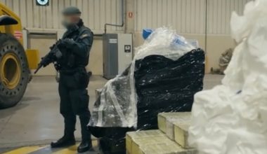 Δείτε πώς καταστρέφουν την κοκαΐνη που έχει κατασχεθεί – Ολόκληρη η διαδικασία