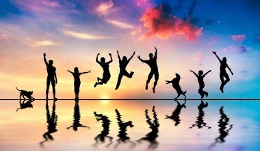 Οι 10 πιο ευτυχισμένες χώρες στον κόσμο το 2026: Ποια βρίσκεται στην κορυφή και ποια η θέση της Ελλάδας