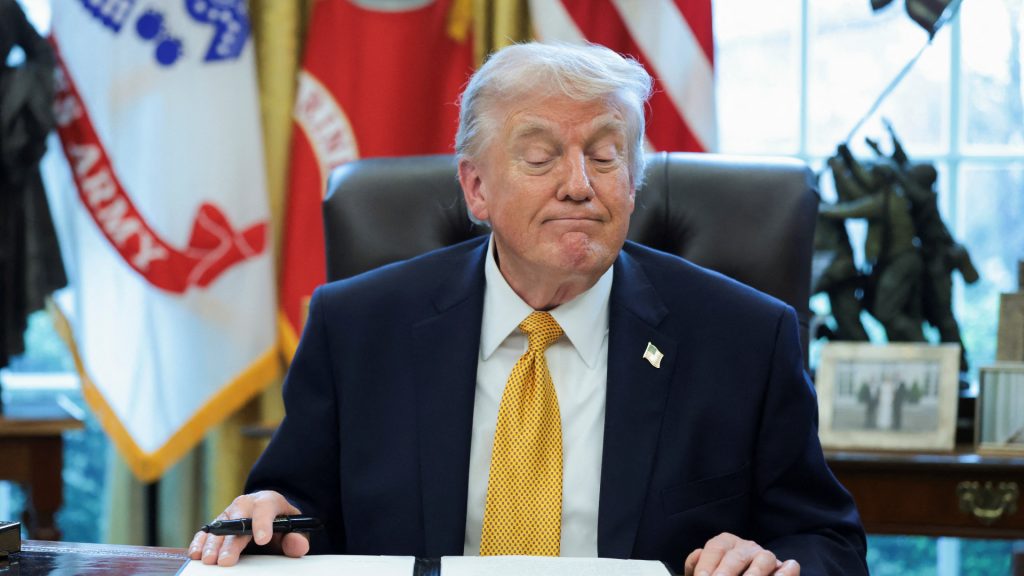 Ν.Τραμπ: «Θα καταστρέψουμε ολοκληρωτικά το South Pars Gas Field αν το Ιράν συνεχίσει τις επιθέσεις στο Κατάρ»