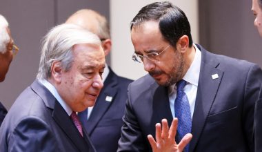 Ο Ν.Χριστοδουλίδης θα θίξει το ζήτημα των βρετανικών βάσεων στην Κύπρο μετά το τέλος του πολέμου στη Μέση Ανατολή