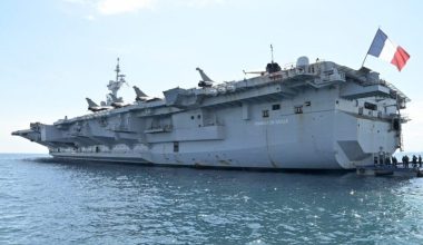 Πώς Γάλλος ναύτης αποκάλυψε κατά λάθος την ακριβή τοποθεσία του αεροπλανοφόρου Σαρλ ντε Γκωλ!