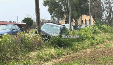 Σοβαρό τροχαίο στην Αργολίδα: Αυτοκίνητο «καρφώθηκε» σε κολώνα της ΔΕΗ – Δείτε φωτογραφίες