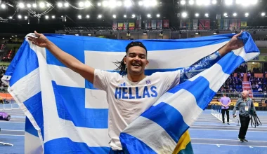 E.Kαραλής μετά την κατάκτηση του ασημένιου μεταλλίου στο παγκόσμιο πρωτάθλημα στίβου: «Έχω την αγάπη της Ελλάδας»
