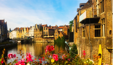 Γάνδη: Ένας μαγευτικός προορισμός στο Βέλγιο σαν μεσαιωνικό παραμύθι – Δείτε φωτογραφίες