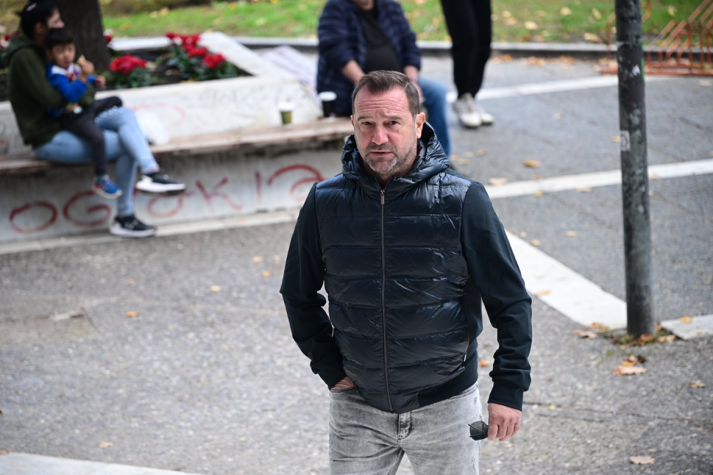 Ν.Πλακιάς για δίκη Τεμπών: «Όποιος προσπαθήσει να σπιλώσει την μνήμη των παιδιών θα ισοπεδωθεί»