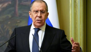 Σ.Λαβρόφ: «Μακροχρόνιες και πολύ σοβαρές οι συνέπειες των επιθέσεων ΗΠΑ και Ισραήλ κατά του Ιράν»