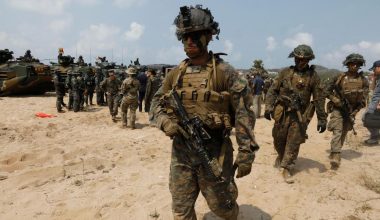 CBS: Οι Αμερικανοί κοντά σε χερσαία απόβαση στο Ιράν – Δύο οι κύριοι στόχοι κατόπιν εντολής Ν.Τραμπ