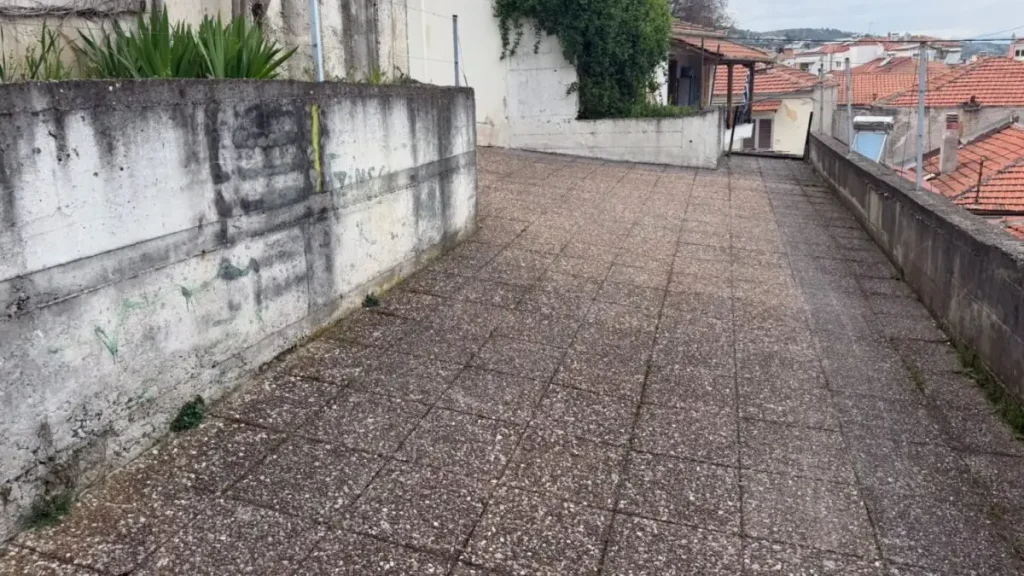 Βέροια: Στη δημοσιότητα φωτογραφία της 24χρονης που ξυλοκοπήθηκε άγρια από 20χρονο