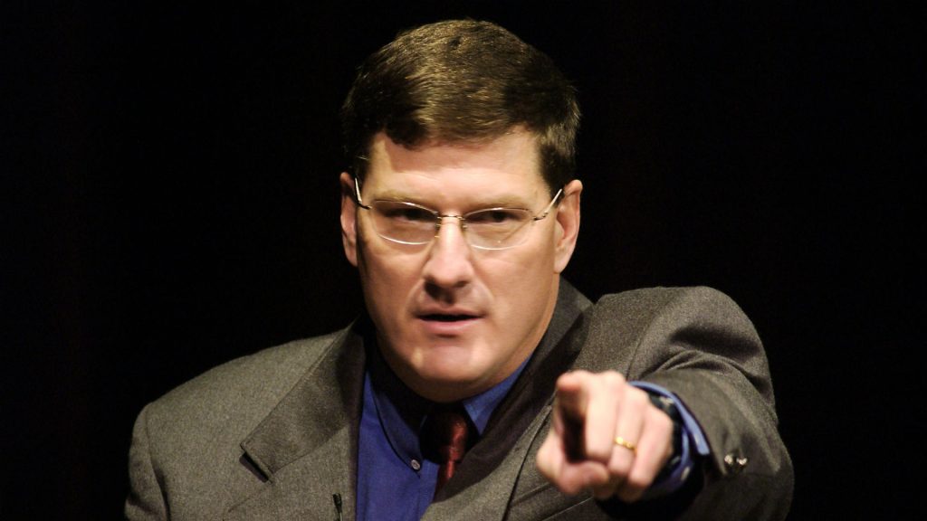 Σκοτ Ρίτερ: «Το Ιράν να  κτυπήσει τις μονάδες αφαλάτωσης νερού σε ΗΑΕ και Ισραήλ»!