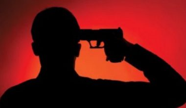 Ιωάννινα: Αστυνομικός αυτοπυροβολήθηκε στο κεφάλι με το υπηρεσιακό του όπλο στο Αστυνομικό Μέγαρο!