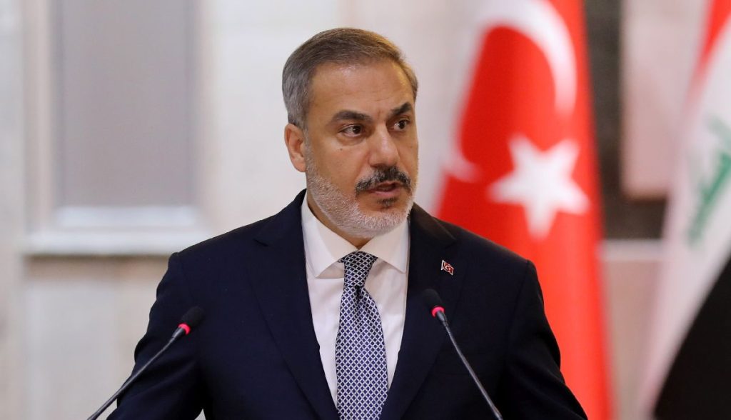 Χ.Φιντάν: Σειρά διπλωματικών επαφών για τον τερματισμό του πολέμου στη Μέση Ανατολή