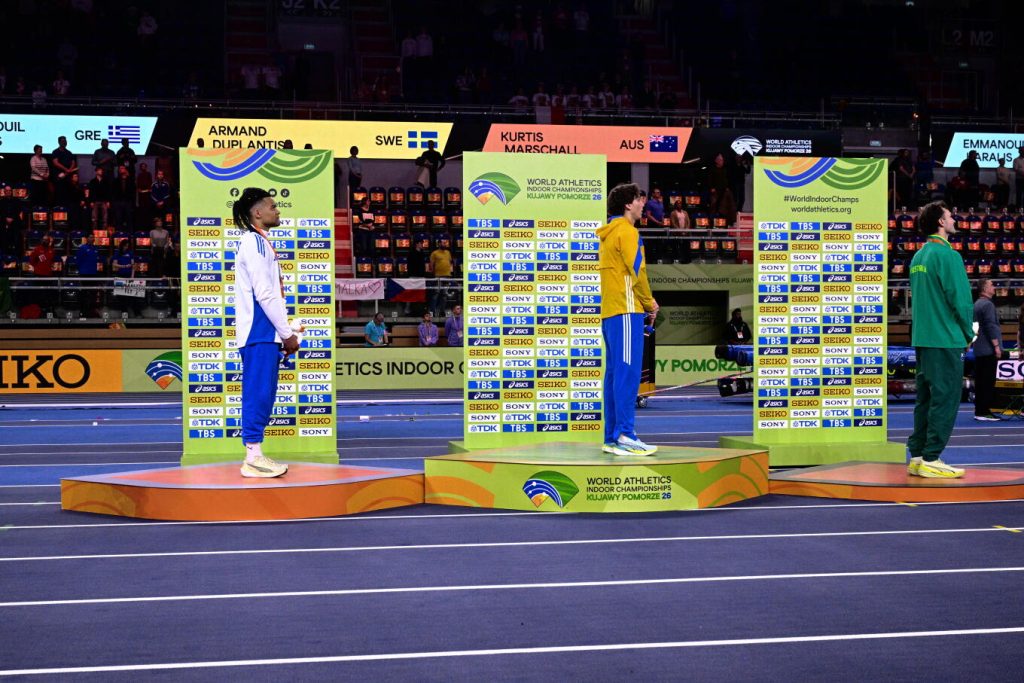 Παγκόσμιο πρωτάθλημα Κλειστού Στίβου στην Πολωνία: Το ασημένιο ο Ε.Καραλής στο άλμα επί κοντώ (βίντεο-φωτο)