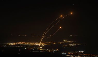 Επίθεση με τέσσερις ρουκέτες τύπου Arash-4 κατά αμερικανικής βάσης στη Συρία (βίντεο)