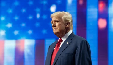 Ν.Τραμπ: «Αναστέλλονται για 5 ημέρες τα πλήγματα στις ενεργειακές υποδομές – Έχουμε παραγωγικές συνομιλίες με Ιράν»