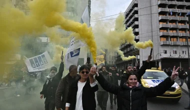 Απεργία οδηγών ταξί: Σε εξέλιξη συγκέντρωση και πορεία στο κέντρο της Αθήνας – Δείτε εικόνες