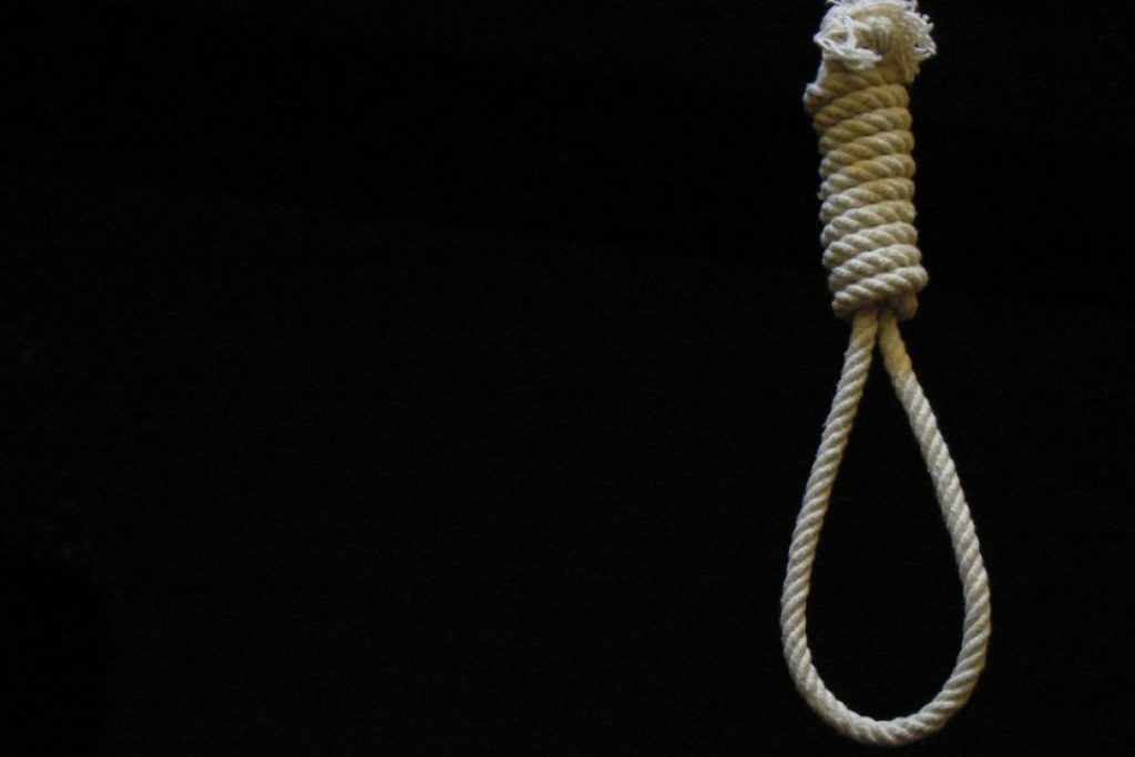 Τραγωδία στην Εύβοια: Αστυνομικοί εντόπισαν νεκρό έναν 73χρονο που κρεμάστηκε μέσα στο σπίτι του