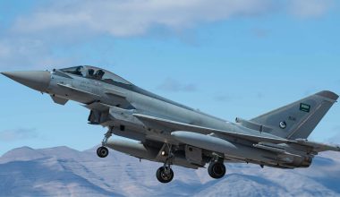 «Τέλος ουδετερότητας» για Σαουδική Αραβία και ΗΑΕ; Η κρυφή εμπλοκή και το θέατρο του παραλόγου με την εκεχειρία!