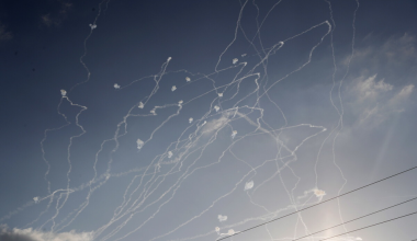 Βίντεο: 30 ρουκέτες εκτοξεύτηκαν από τον Λίβανο προς το βόρειο Ισραήλ