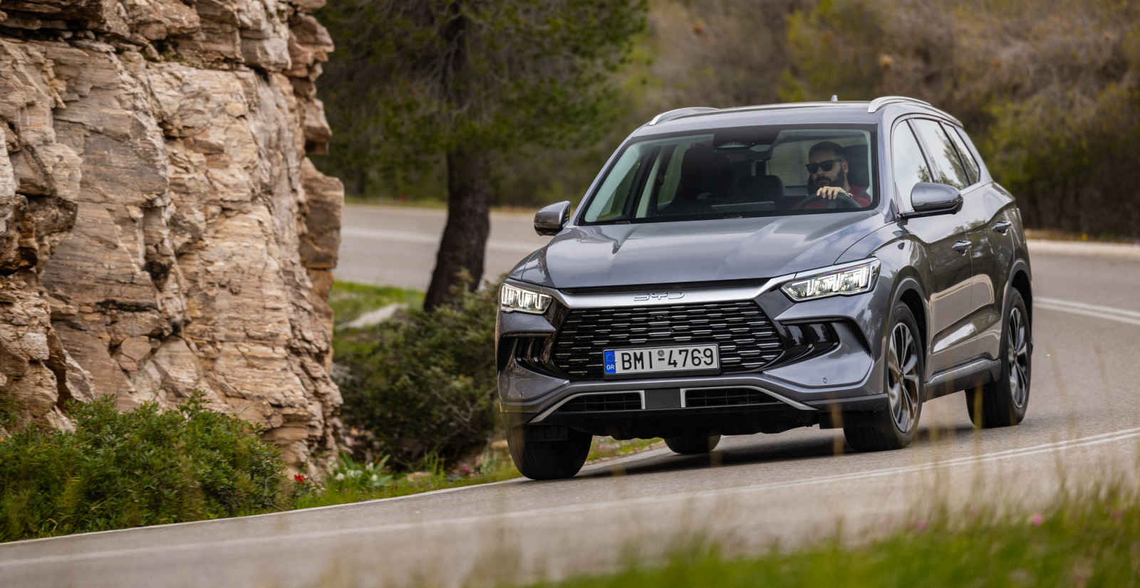 Δοκιμάζουμε το νέο BYD Sealion 5 DM-i