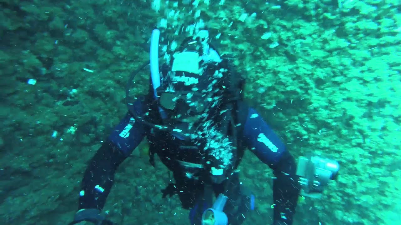 Tα τρία σενάρια για την τραγωδία με τον 34χρονο δύτη στο «Πηγάδι του Διαβόλου» – Κατέγραψε τον θάνατό του σε βίντεο