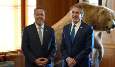 Στ.Παπασταύρου: Η συνάντηση με τον υπουργό Εσωτερικών των ΗΠΑ – Τι συζητήθηκε