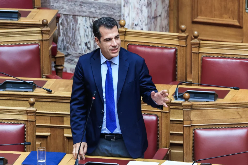 Ο Θ.Πλεύρης «πανηγυρίζει» τώρα για πιθανά κέντρα απελάσεων σε τρίτες χώρες που μπορεί να γίνουν στο μέλλον!