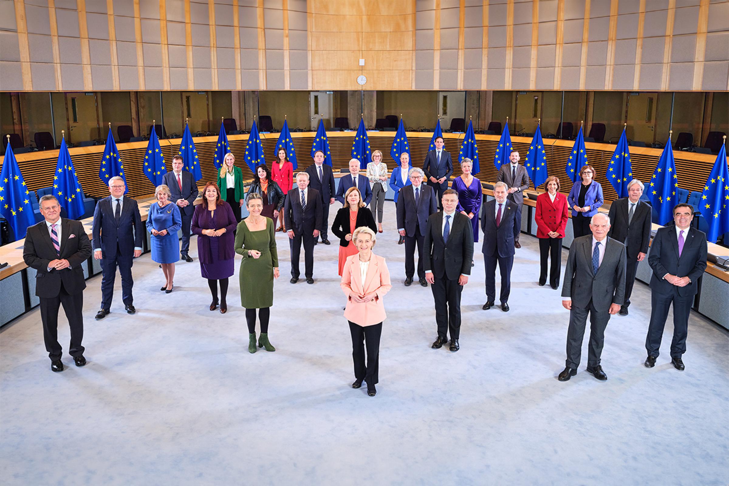 Ευρωπαϊκή Επιτροπή: Δεν συντρέχει κανένας λόγος ενεργοποίησης της Γενικής Ρήτρας Διαφυγής (GEC)