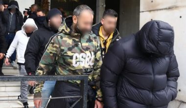 Κύκλωμα εξαπάτησης ΕΦΚΑ: Ελεύθεροι με περιοριστικούς όρους αφέθηκαν οι επτά κατηγορούμενοι