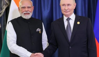 Ινδία: 2,3 δισ.$ για την αγορά εξοπλιστικού πακέτου  από την Ρωσία