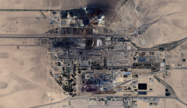 Μήνυμα της Τεχεράνης για «ολική εκδίκηση» μετά τον βομβαρδισμό πυρηνικών εγκαταστάσεων και χαλυβουργιών