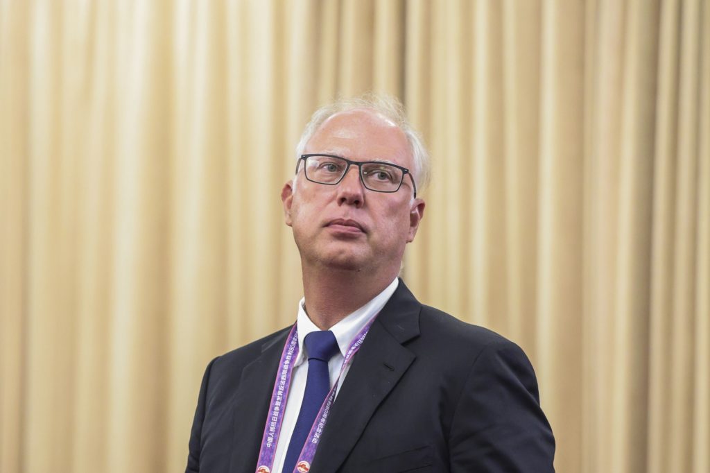 Κ.Ντιμιτρίεφ: «Η Ευρώπη και η Βρετανία θα ικετεύουν για ρωσικούς ενεργειακούς πόρους»